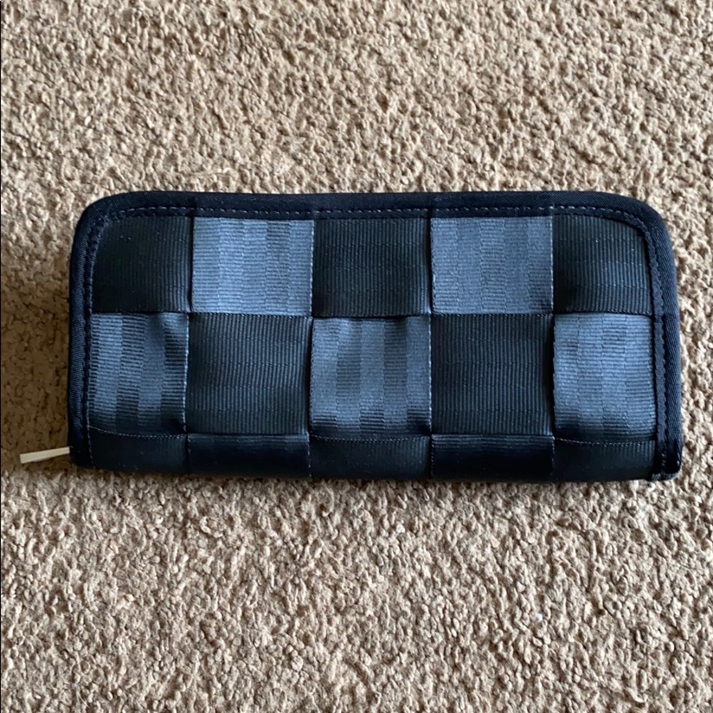 Harvey’s Seatbelt - Wallet